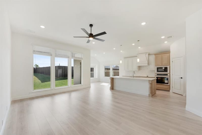 268 Coronado Court, Granbury TX 76048 - Photo 13
