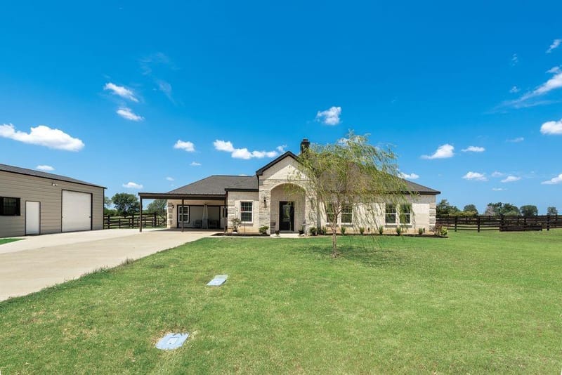 247 Private Road 7413 Road, Wills Point TX 75169 - Photo 32