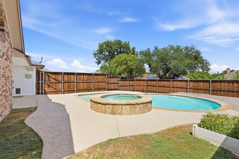 3802 Cromwell Drive, Carrollton TX 75007 - Photo 35