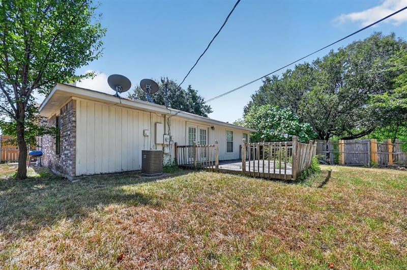 812 Valdez Drive, Dallas TX 75253 - Photo 7
