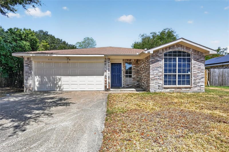 812 Valdez Drive, Dallas TX 75253