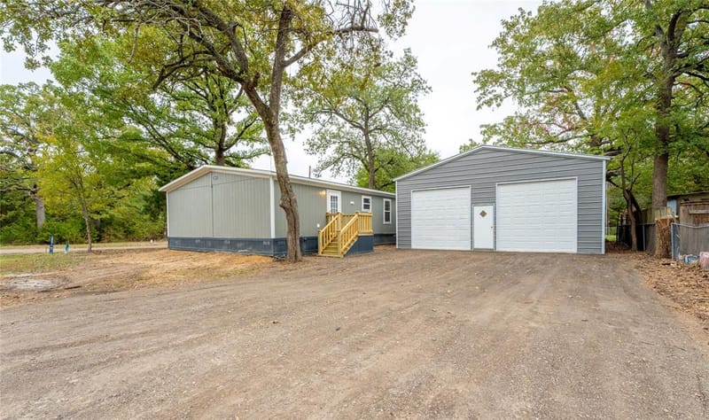 200 Pecos Drive, Mabank TX 75156 - Photo 2
