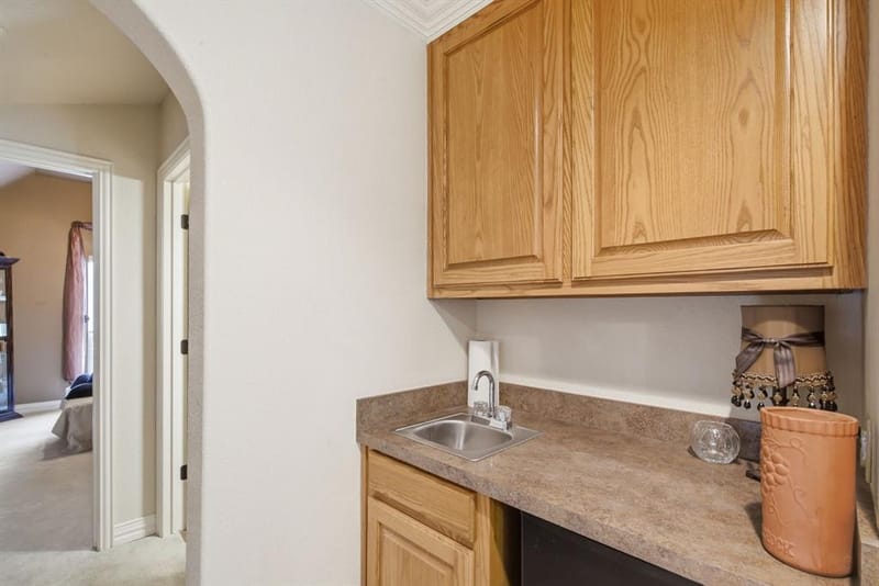 600 N Avalon Court, Granbury TX 76048 - Photo 29
