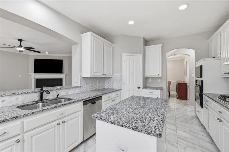 3317 Brampton Drive, Corinth TX 76210 - Photo 12