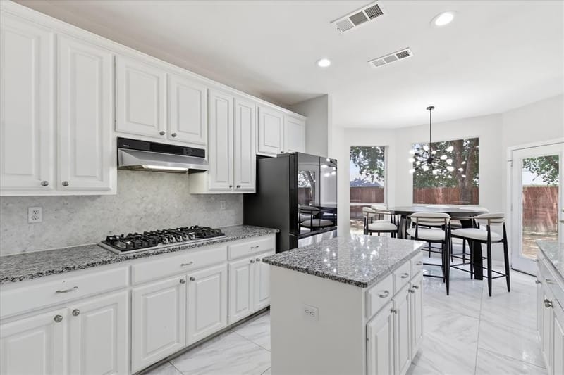 3317 Brampton Drive, Corinth TX 76210 - Photo 14