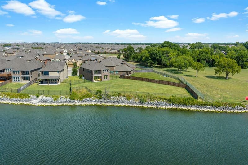 18144 Lakefront Court, Forney TX 75126 - Photo 3