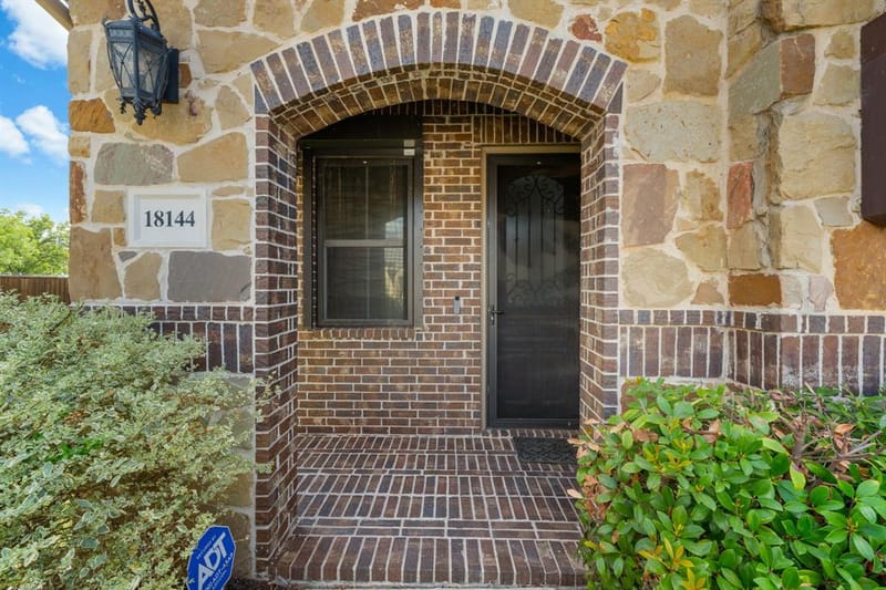 18144 Lakefront Court, Forney TX 75126 - Photo 5