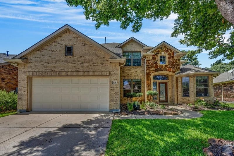 9310 Marble Falls Drive, Arlington TX 76002