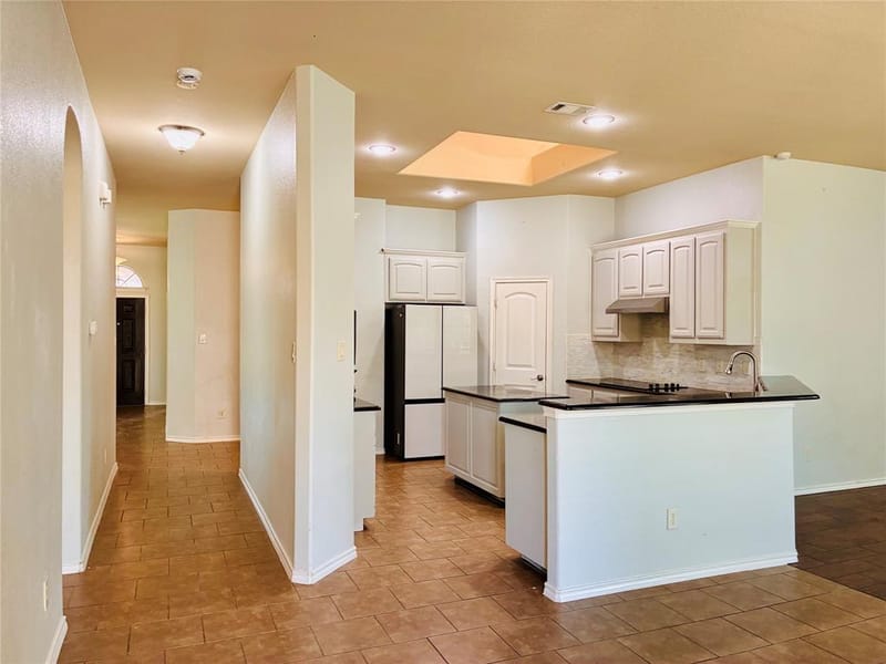 2229 Caroline Drive, Weatherford TX 76087 - Photo 10