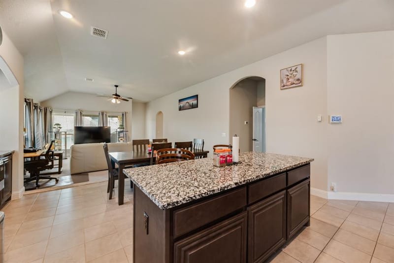 10609 Kettlewood Drive, Fort Worth TX 76036 - Photo 14