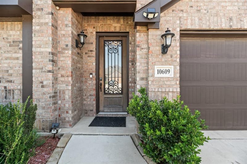 10609 Kettlewood Drive, Fort Worth TX 76036 - Photo 4