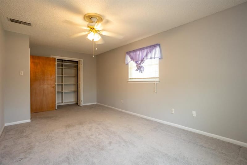 950 SYCAMORE Lane, Lancaster TX 75146 - Photo 23
