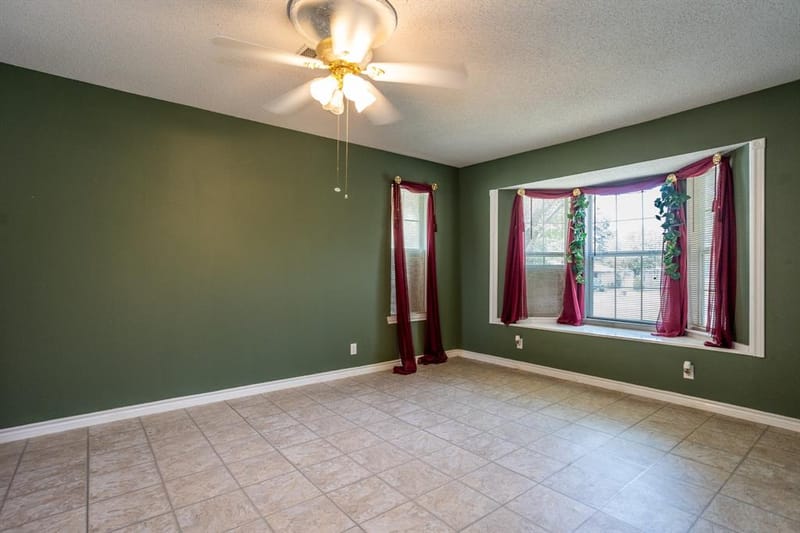 950 SYCAMORE Lane, Lancaster TX 75146 - Photo 7