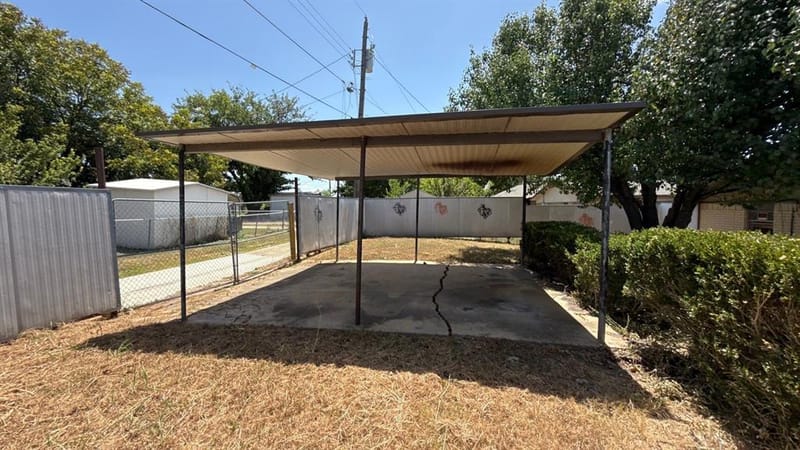 3976 Avocado Drive, Dallas TX 75241 - Photo 22