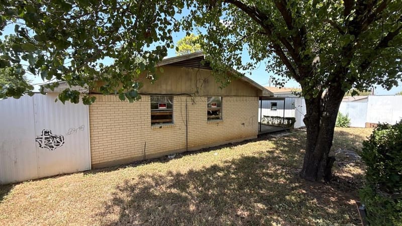 3976 Avocado Drive, Dallas TX 75241 - Photo 28