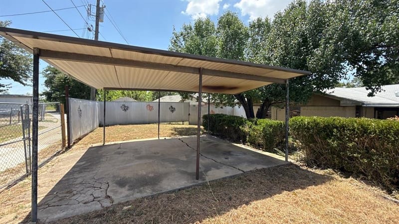 3976 Avocado Drive, Dallas TX 75241 - Photo 31