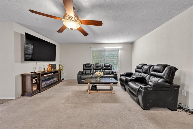 808 Flamingo Drive, Saginaw TX 76131 - Photo 7