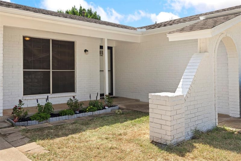 2020 Fordham Lane, Denton TX 76201 - Photo 2