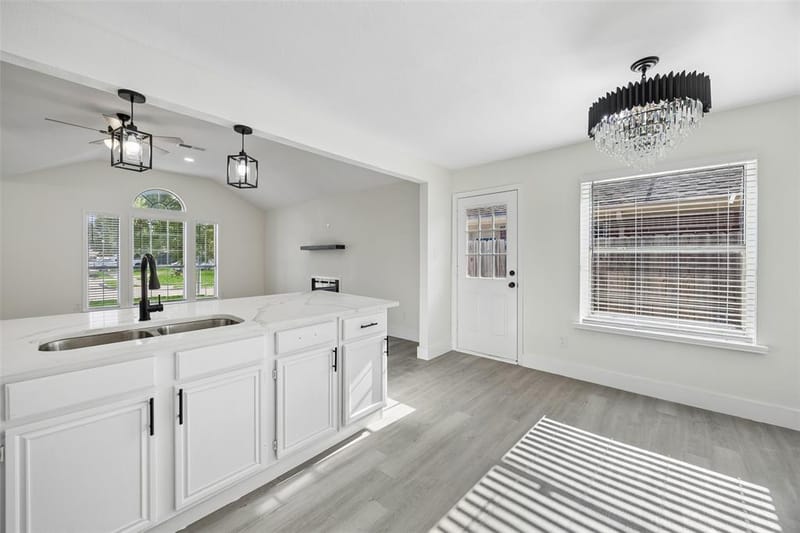 617 Forest Oaks Drive, Grand Prairie TX 75052 - Photo 16