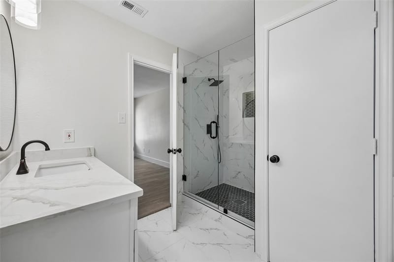 617 Forest Oaks Drive, Grand Prairie TX 75052 - Photo 21