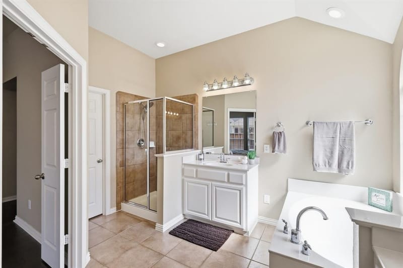 1124 Wilson Drive, Lantana TX 76226 - Photo 18