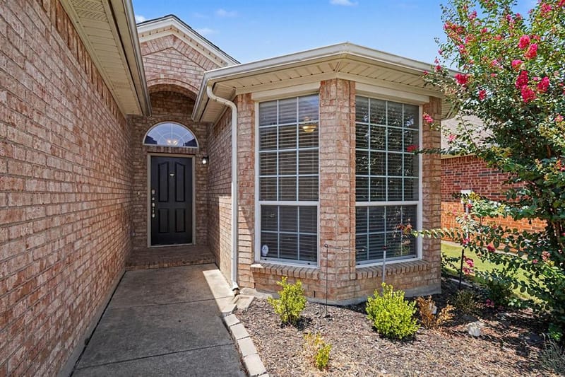3804 Wellsburg Way, Fort Worth TX 76244 - Photo 2