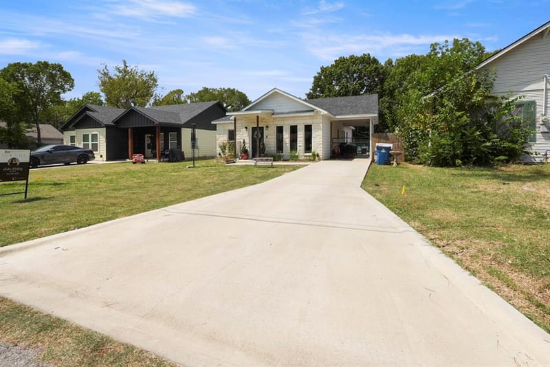 110 E COLLEGE Avenue, Corsicana TX 75110 - Photo 13