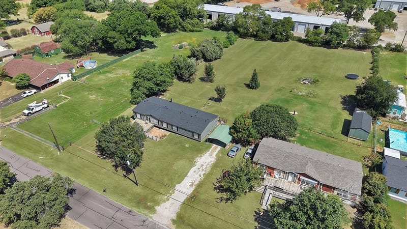 212 Ponderosa Lane, Burleson TX 76028 - Photo 35