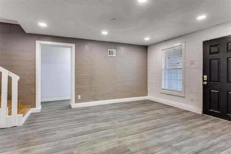 2625 Frazier Avenue, Fort Worth TX 76110 - Photo 3