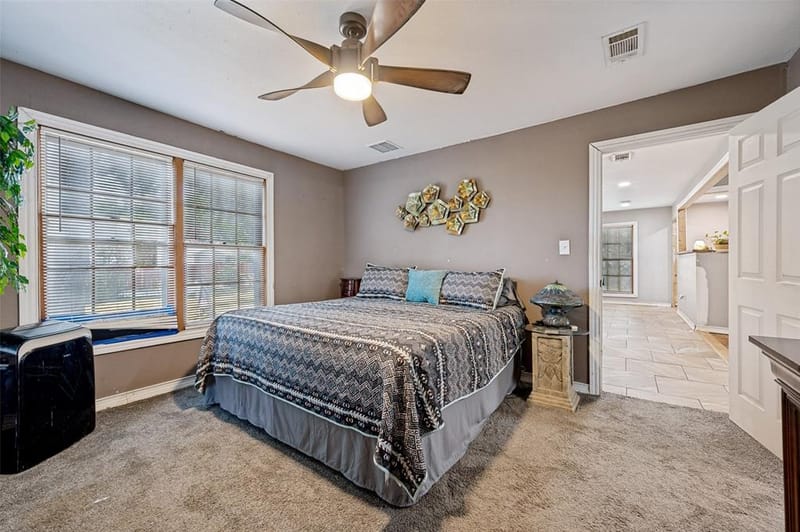 1008 E Russell Avenue, Carrollton TX 75006 - Photo 15