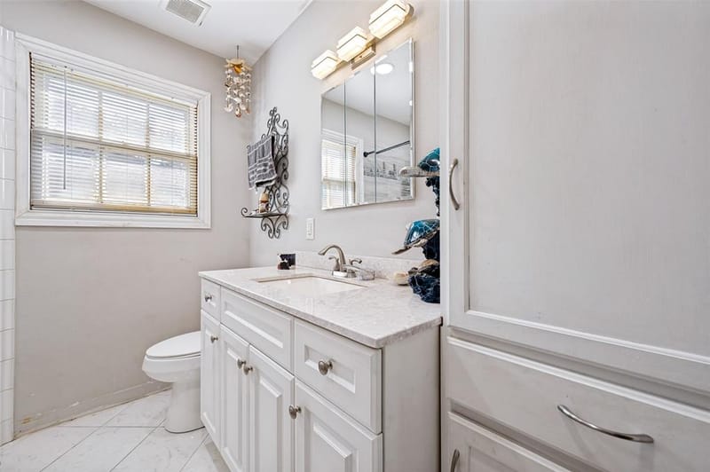 1008 E Russell Avenue, Carrollton TX 75006 - Photo 21