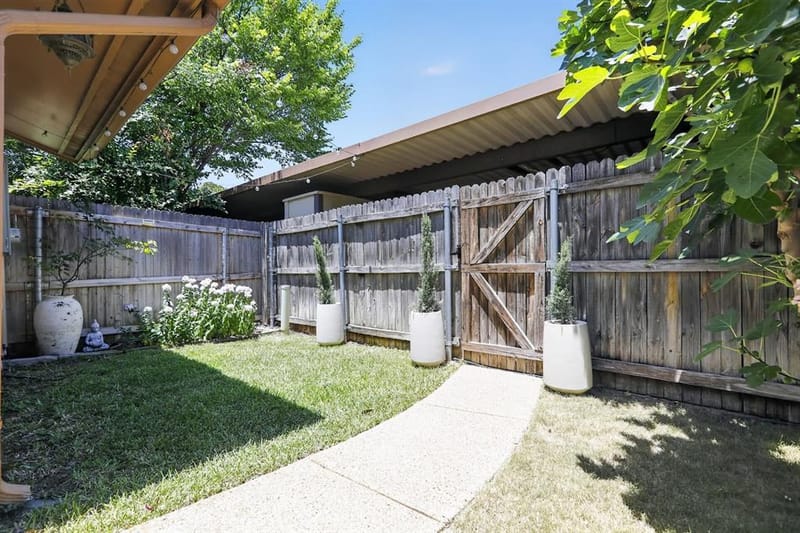 2115 Warnford Place, Arlington TX 76015 - Photo 35