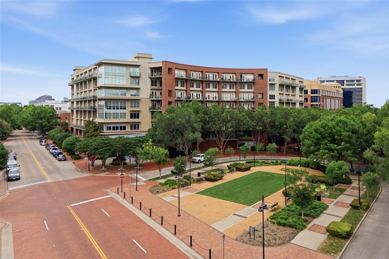 5055 Addison Circle # 209, Addison TX 75001 - Photo 34