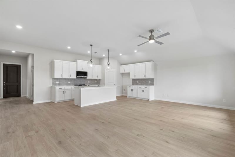 9909 Iron Wood Drive, Ponder TX 76259 - Photo 9