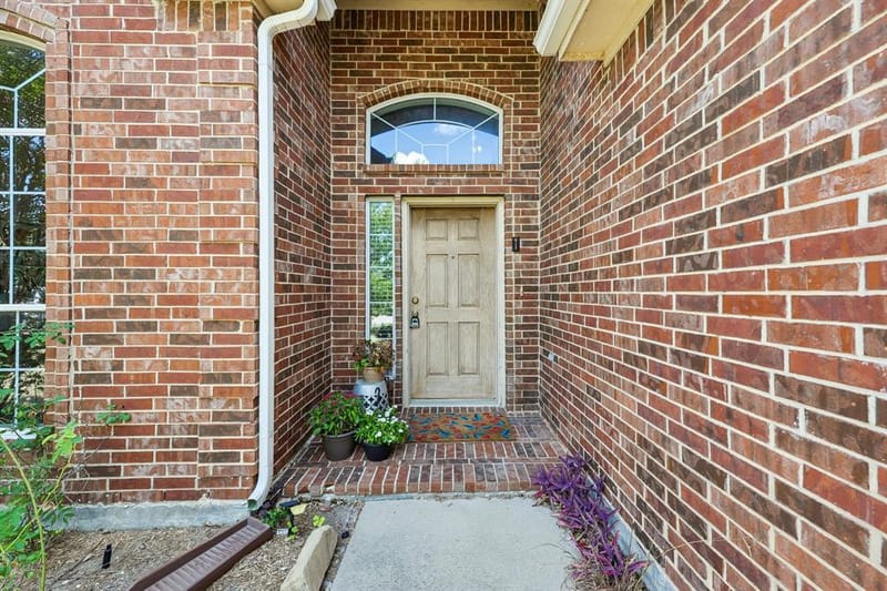 1129 Mourning Dove Drive, Burleson TX 76028 - Photo 2