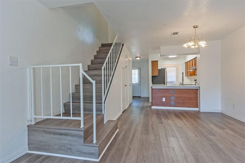 709 Lee Street, Mesquite TX 75149 - Photo 5