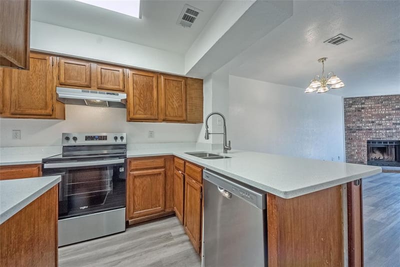 709 Lee Street, Mesquite TX 75149 - Photo 9