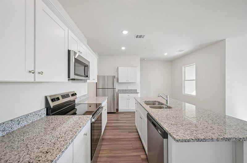 928 Penrose Drive, Cedar Hill TX 75104 - Photo 11