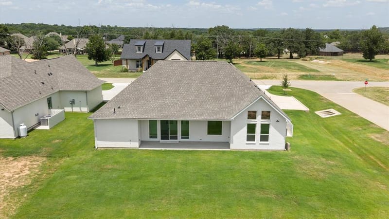 2188 Middlewood Circle, Granbury TX 76049 - Photo 34
