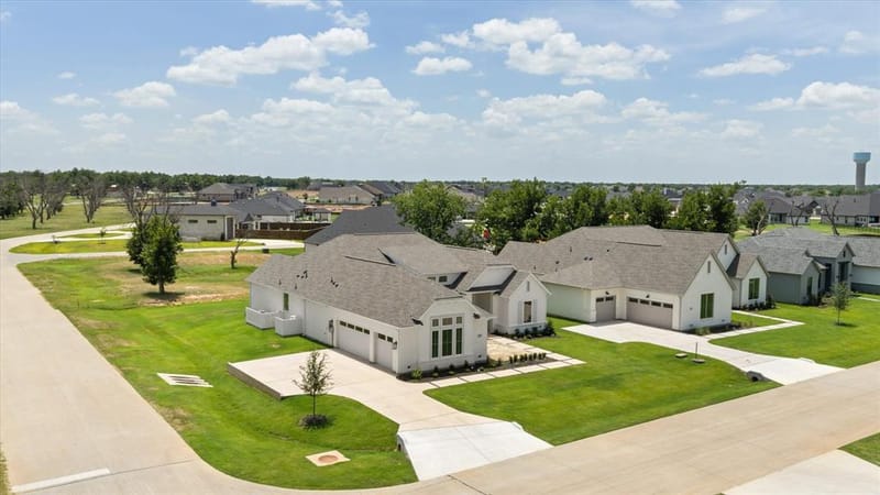 2188 Middlewood Circle, Granbury TX 76049 - Photo 35