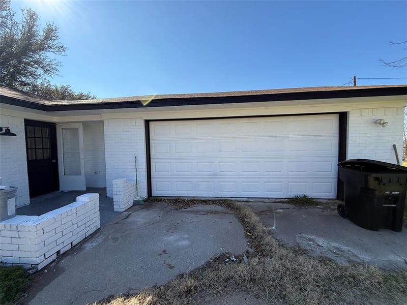 106 W Jeter Street, Mabank TX 75147 - Photo 23