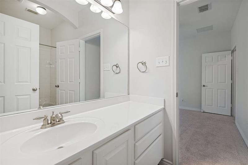 15721 Landing Creek Lane, Fort Worth TX 76262 - Photo 20
