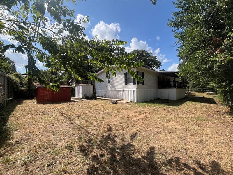 4322 Bradley Lane, Arlington TX 76017 - Photo 6