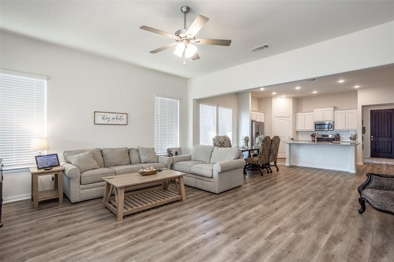 3520 Austin Street, Gainesville TX 76240 - Photo 11