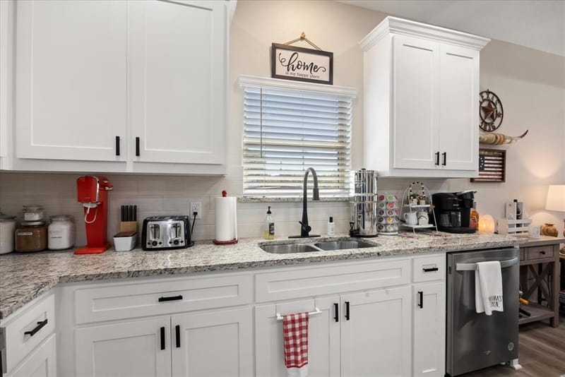 1608 Ridgeview Trail, Granbury TX 76048 - Photo 10