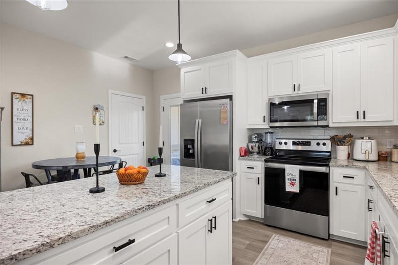 1608 Ridgeview Trail, Granbury TX 76048 - Photo 11