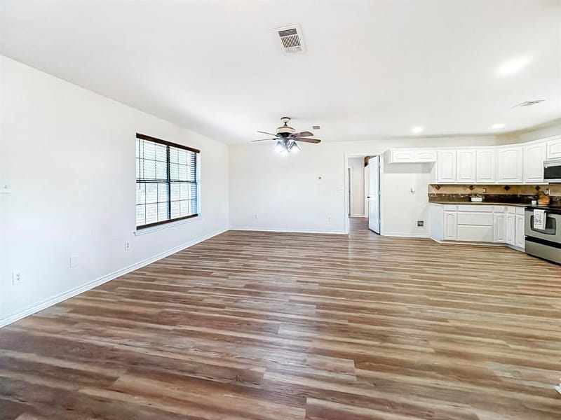 697 County Road 166, Whitesboro TX 76273 - Photo 3
