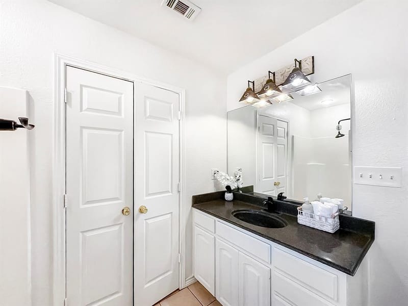 697 County Road 166, Whitesboro TX 76273 - Photo 11
