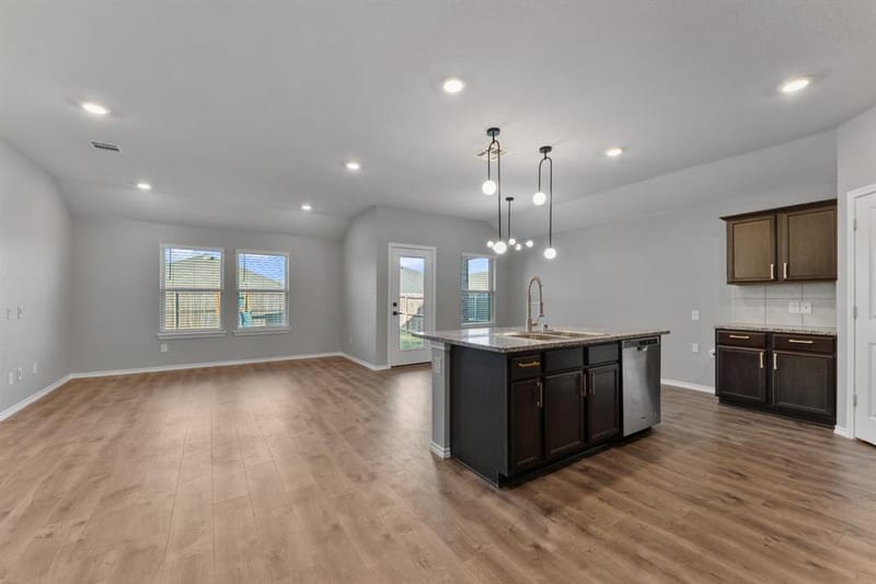 2427 Karnack Drive, Forney TX 75126 - Photo 6
