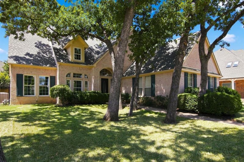 8321 Brandonwood Drive, North Richland Hills TX 76182